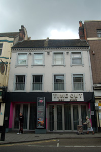 Time Out 30-32 High Street May 2009 - the right hand side - 32 - is the site of the Rifle Beerhouse